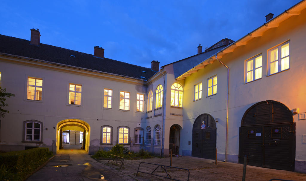 Centrum Vendeghaz Eger Exterior photo